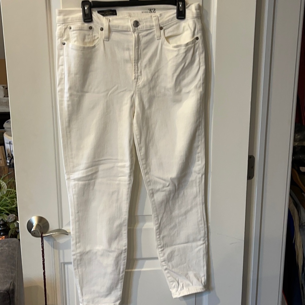 New with tags - super comfortable  lots of stretch